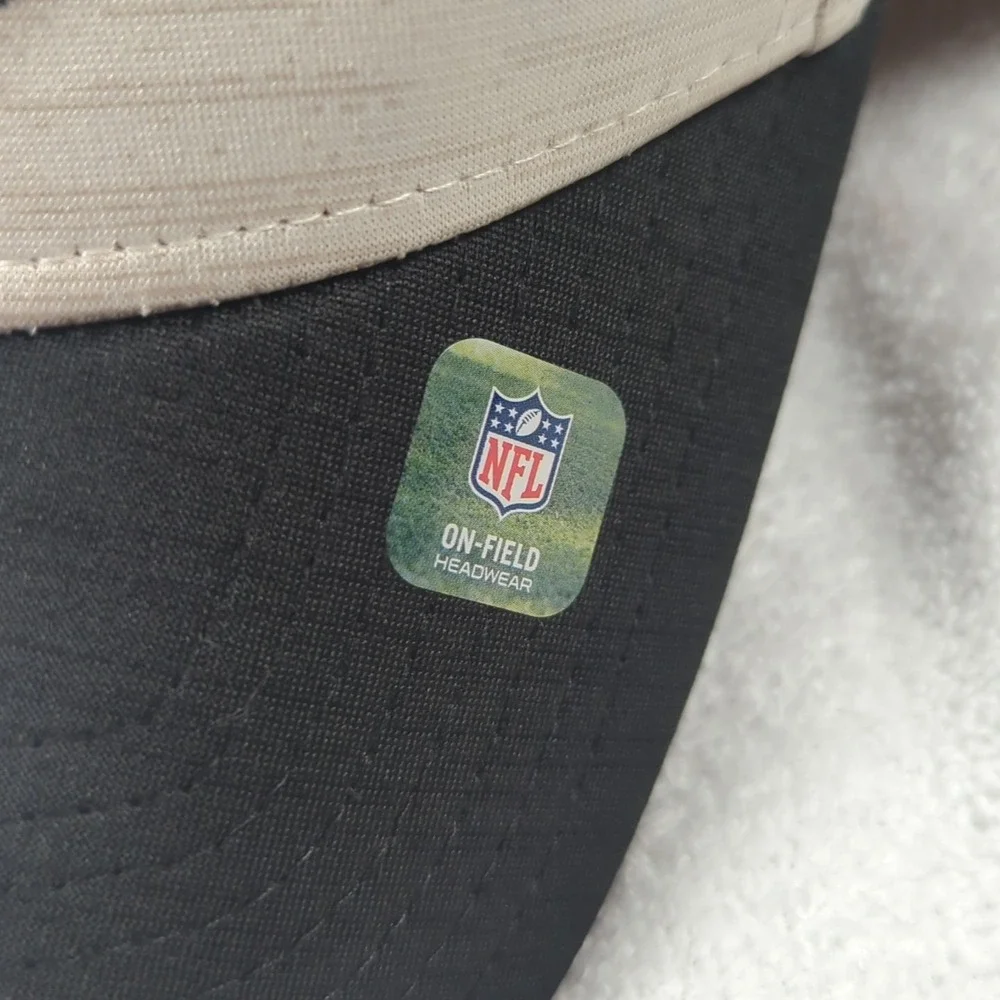 Atlanta Falcons New Era 39THIRTY Sideline Hat Adult M/L Flex Fit Throwback Logo